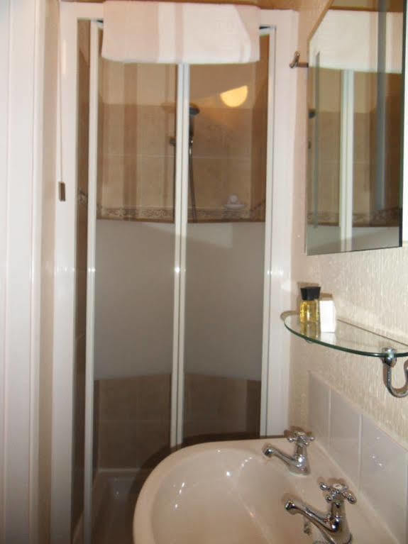 Remaotel The Bromley Apartments Great Yarmouth Exteriör bild